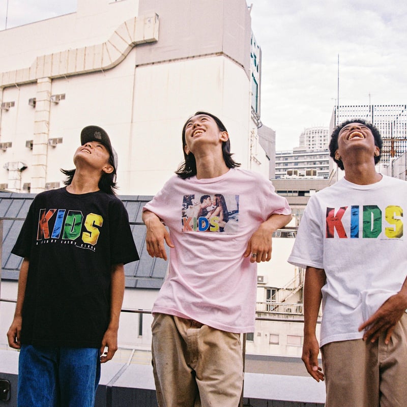 KIDS × weber] Logo T shirt (White) | weber