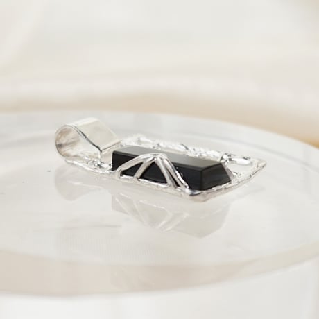 silver 結晶オニキス ペンダントトップ⭐️