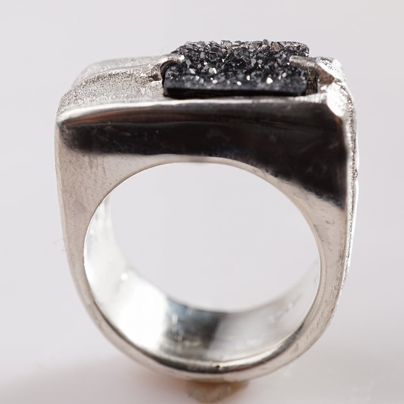 オニキス(スクエア)・アンティーク調・SILVER RING