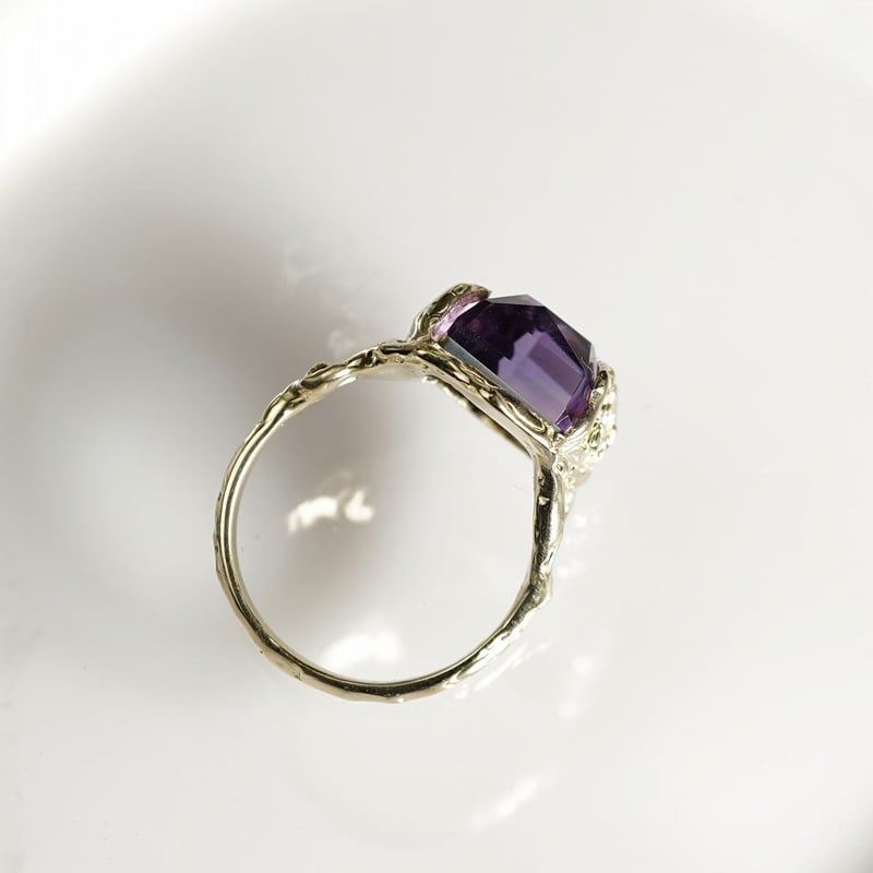 アメジストタイピン本体k18 k18 アメシスト × 黒蝶貝 指輪 | 鋳金工房