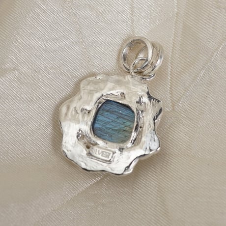 silver  ラブラドライト　ペンダントトップ