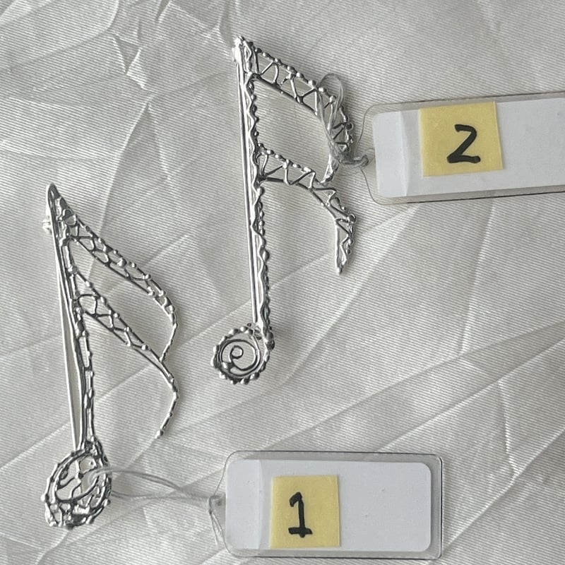 silver 音符のブローチ《16分音符》 | 鋳金工房