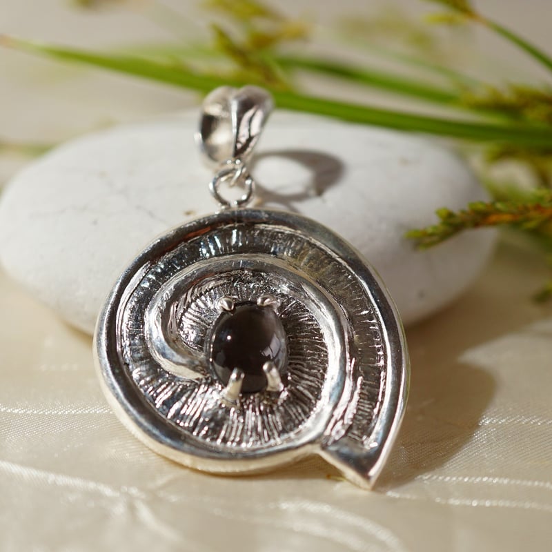 silver シリマナイトキャッツアイ 指輪 | 鋳金工房