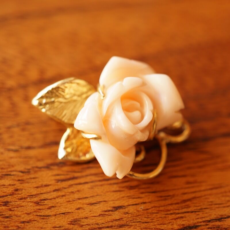 珊瑚ネックレス＆珊瑚　薔薇ペンダントトップ 楽天市場】日本 高知産赤珊瑚 薔薇の花 ペンダントトップ K18