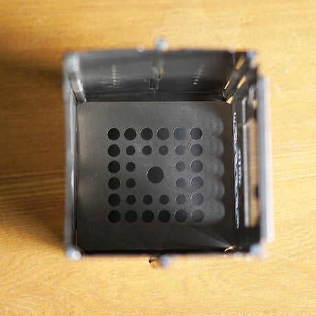【在庫限り 限定1セット】SHITIE チタン製BOXストーブ