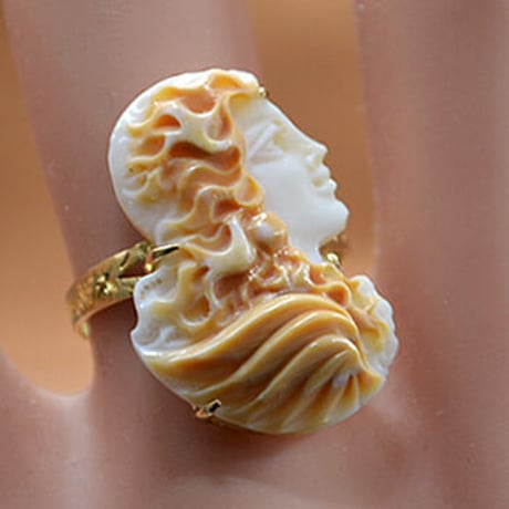 パトリシア | STORES