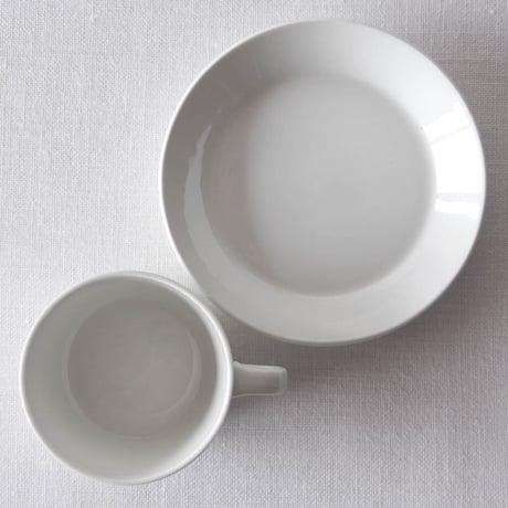 アラビア／キルタ ティーカップ＆ソーサー  ARABIA／KILTA TEA CUP & SAUCER A36