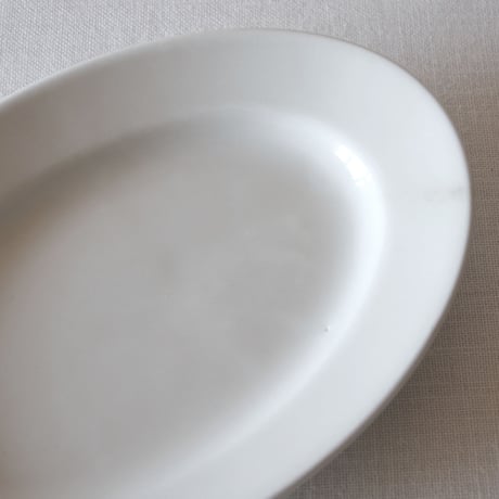 フランスの古い小さめのオーバルプレート FRANCE／OVAL PLATE F153