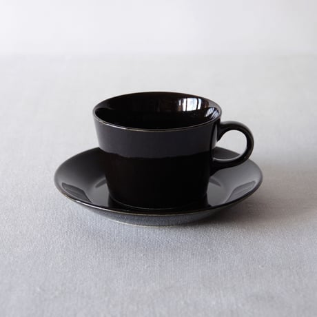 アラビア／キルタ ティーカップ＆ソーサー  ARABIA／KILTA TEA CUP & SAUCER A21