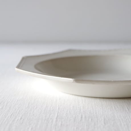 クレイユ／さり気無く枯れた深さのあるオクトゴナルプレート CREIL／PLATE CR61