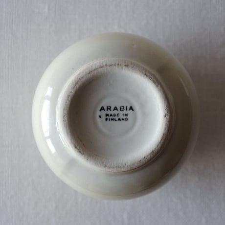 アラビア／ しっとりとした印象のベース  ARABIA／VASE A27