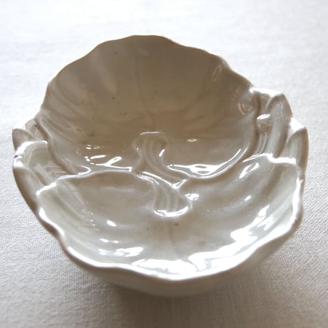 クレイユ エ モントロー／枯れたレリーフのラヴィエ CREIL ET MONTEREAU／PLATE C156