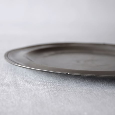 僅かに残るエレガントが良いエタンのプレート ETAIN／PLATE E14