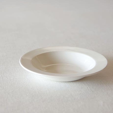 ウエッジウッド／繊細で美しいディネット深さのあるプレート WEDGWOOD／DINETTE PLATE  WEDG85
