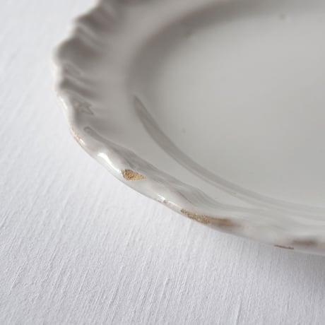 南仏白釉の然りげ無く綺麗な花リムプレート SOUTHERN FRANCE／PLATE SF107