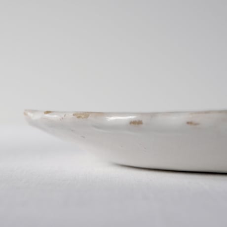 南仏白釉の然りげ無く綺麗な花リムプレート SOUTHERN FRANCE／PLATE SF107