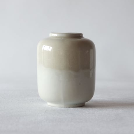 アラビア／ しっとりとした印象のベース  ARABIA／VASE A27