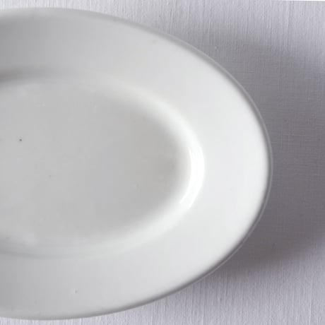 フランスの古い小さなオーバルプレート FRANCE／OVAL PLATE F317