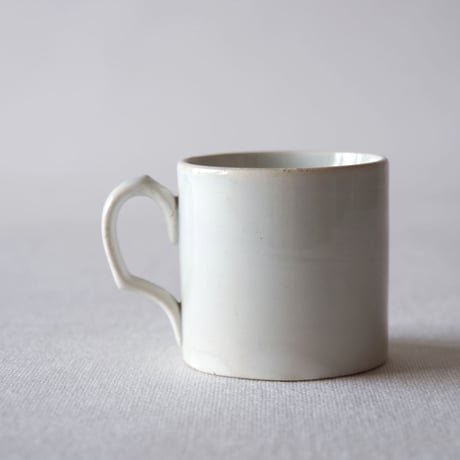 クレイユ エ モントロー／凛としたデミタスカップ CREIL ET MONTEREAU／DEMITASSE CUP C136