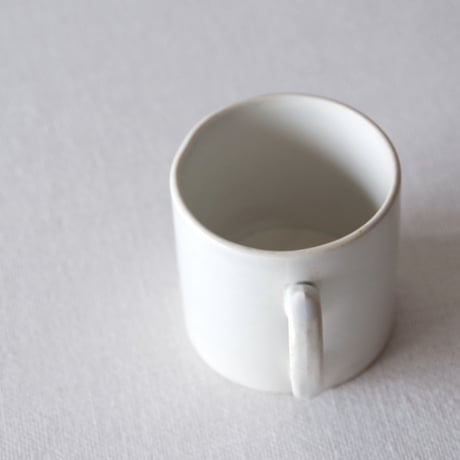 クレイユ エ モントロー／凛としたデミタスカップ CREIL ET MONTEREAU／DEMITASSE CUP C136