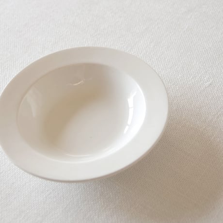 ウエッジウッド／繊細で美しいディネット深さのあるプレート WEDGWOOD／DINETTE PLATE  WEDG102