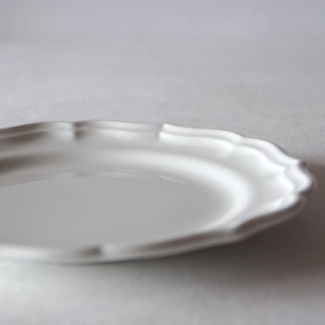 ジアン／ぽてっとやわらかい花リムプレート GIEN／PLATE G27