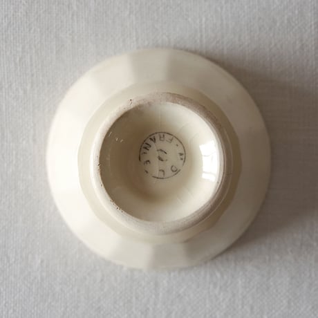 フランスの小さくて素朴な生成り色のカフェオレボウル FRANCE／BOWL  F192