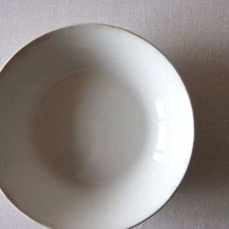 ジアン／さり気無く可憐な枯れた浅いボウル GIEN／BOWL G95
