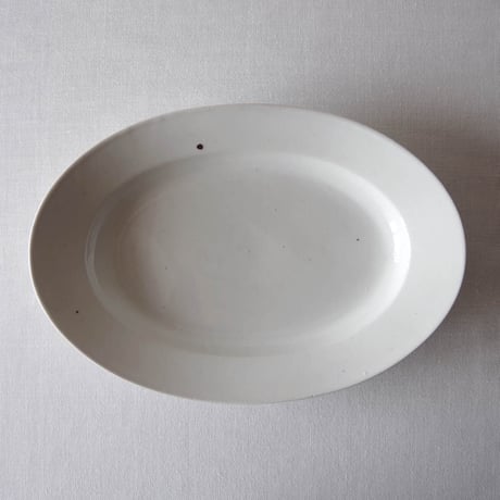 フランスのしっとりとした古いオーバルプレート FRANCE／OVAL PLATE F74