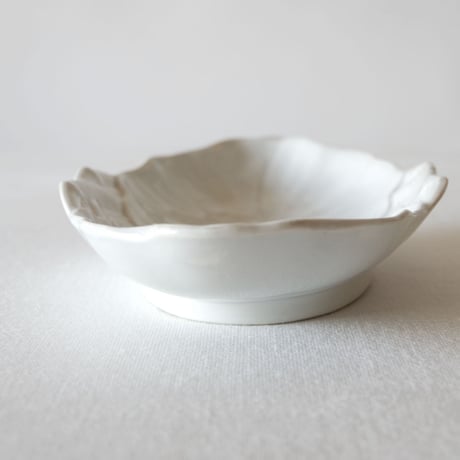 クレイユ エ モントロー／枯れたレリーフのラヴィエ CREIL ET MONTEREAU／PLATE C156