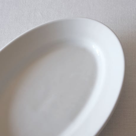 フランスの古い小さめのオーバルプレート FRANCE／OVAL PLATE F152
