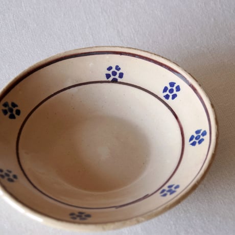 イタリアの枯れたバターミルク色の小さなプレート ITALY／PLATE IT11