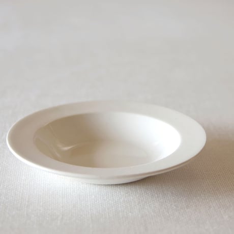 ウエッジウッド／繊細で美しいディネット深さのあるプレート WEDGWOOD／DINETTE PLATE  WEDG85