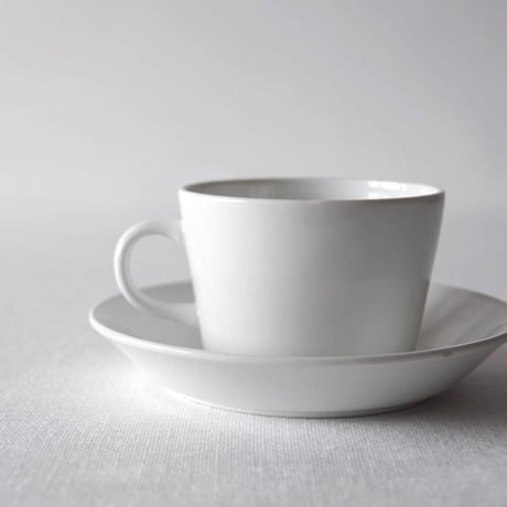 アラビア／キルタ ティーカップ＆ソーサー  ARABIA／KILTA TEA CUP & SAUCER A35