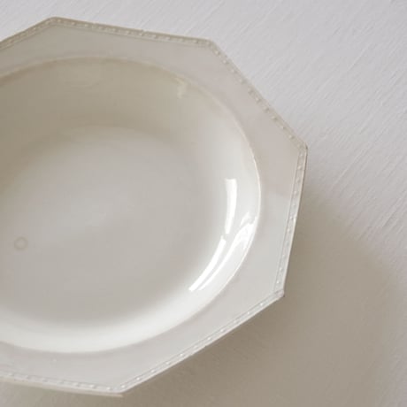 クレイユ／さり気無く枯れた深さのあるオクトゴナルプレート CREIL／PLATE CR61