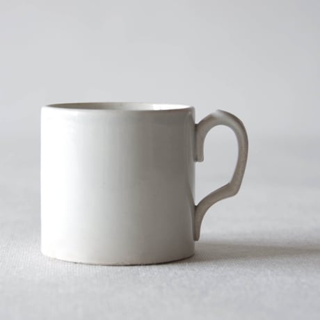 クレイユ エ モントロー／凛としたデミタスカップ CREIL ET MONTEREAU／DEMITASSE CUP C113