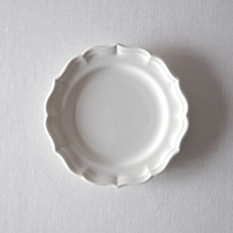 ジアン／ぽてっとやわらかい花リムプレート GIEN／PLATE G31