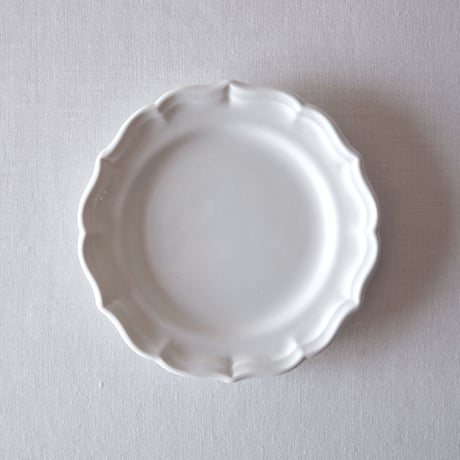 ジアン／ぽてっとやわらかい花リムプレート GIEN／PLATE G44