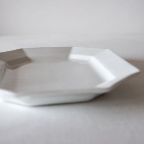 フランスのとろんと美しい小ぶりのオクトゴナルオーバルプレート FRANCE／OVAL PLATE F168