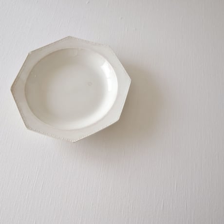 クレイユ／さり気無く枯れた深さのあるオクトゴナルプレート CREIL／PLATE CR61