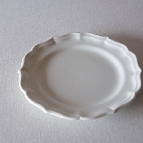 ジアン／ぽてっとやわらかい花リムプレート GIEN／PLATE G27