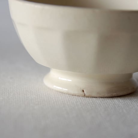 フランスの小さくて素朴な生成り色のカフェオレボウル FRANCE／BOWL  F192