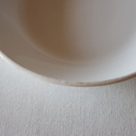ジアン／さり気無く可憐な枯れた浅いボウル GIEN／BOWL G86
