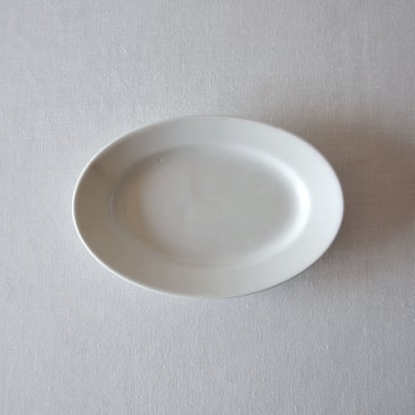 フランスの古い小さめのオーバルプレート FRANCE／OVAL PLATE F153