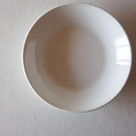 ジアン／さり気無く可憐な枯れた浅いボウル GIEN／BOWL G86