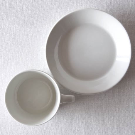 アラビア／キルタ ティーカップ＆ソーサー  ARABIA／KILTA TEA CUP & SAUCER A38