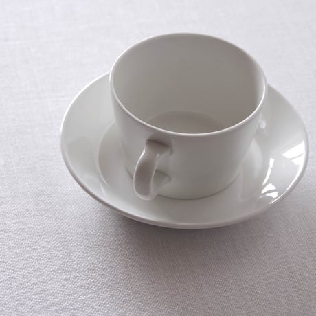 アラビア／キルタ ティーカップ＆ソーサー  ARABIA／KILTA TEA CUP & SAUCER A36