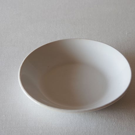 ジアン／さり気無く可憐な枯れた浅いボウル GIEN／BOWL G86