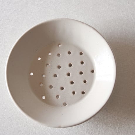 フランスの白釉の然りげ無く綺麗なベリーボウル FRANCE／BOWL  F273