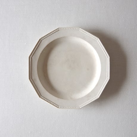 しっとりと静かに枯れたドデカゴンプレート／PLATE F269